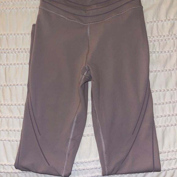 Lululemon leggings Get In Line SHR 28” Everlux - Picture 6 of 6